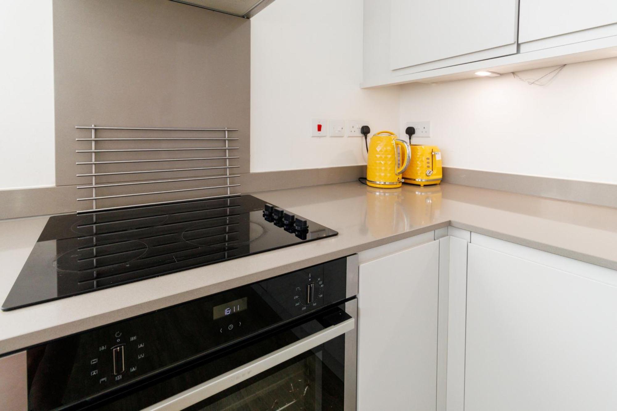 Diamond Penthouse: City Centre Oasis with Stunning Views Cambridge  Exterior photo